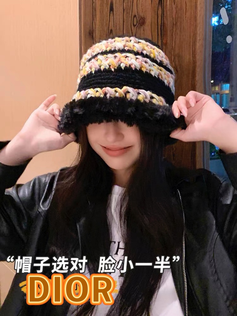 NO:215695,DIOR Korean version of colorful plush side fisherman hat for women in autumn and winter warm face showing small basin hat outdoor versatile knitted wool hat fisherman hat baseball hat knitted hat, hat, dior, dior, espadrilles, hats19860909DIOR迪奥韩版彩色毛绒边渔夫帽女秋冬季保暖显脸小盆帽户外百搭针织毛线帽帽子渔夫帽棒球帽针织帽,帽子,dior,dior,espadrilles,hats,hat