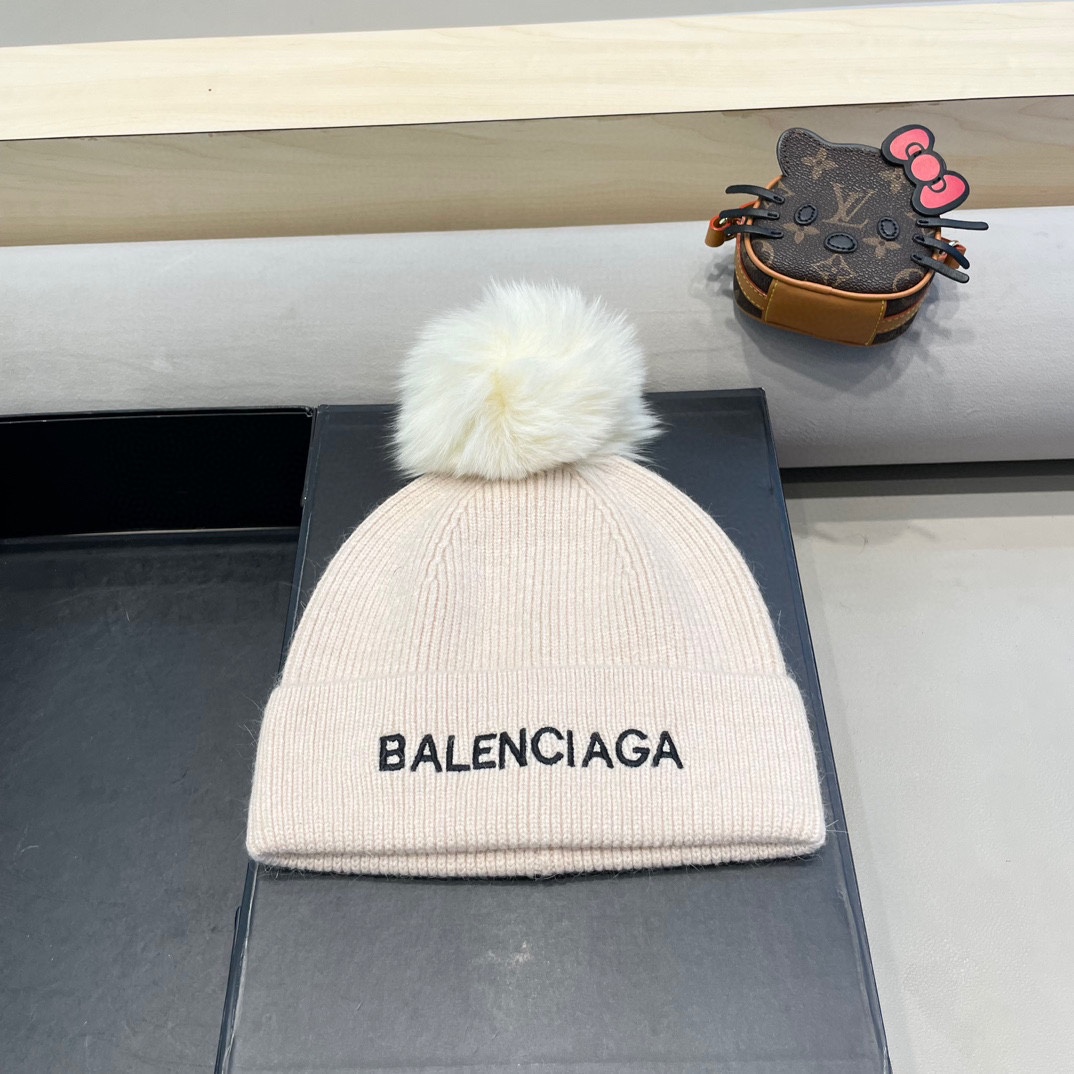 NO:215702,Balenciaga's new autumn and winter brand wool knitted wool hats are both sized, with complete tags ~ It's very easy to match when you go out!  Hat fisherman hat baseball hat knit hat, hat, balenciaga, espadrilles,hats19860909巴黎世家 秋冬新款大牌同款羊毛针织毛线帽均码,吊牌齐全～出街超好搭配！帽子渔夫帽棒球帽针织帽,帽子,balenciaga,espadrilles,hats,hat