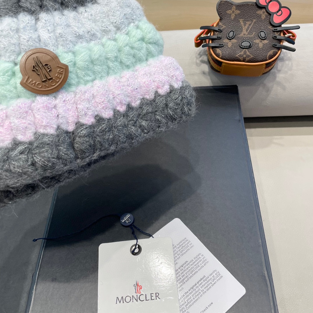 moncler条纹毛线帽子女款2024新款冬季保暖护耳洋气针织帽大头围百搭时尚