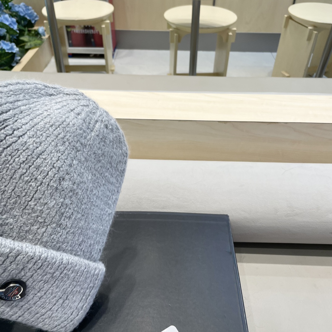  moncler定制款纯色兔毛针织帽秋冬毛线保暖帽子网红百搭防风显脸小堆堆帽