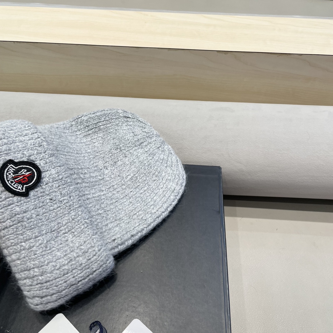 moncler定制款纯色兔毛针织帽秋冬毛线保暖帽子网红百搭防风显脸小堆堆帽
