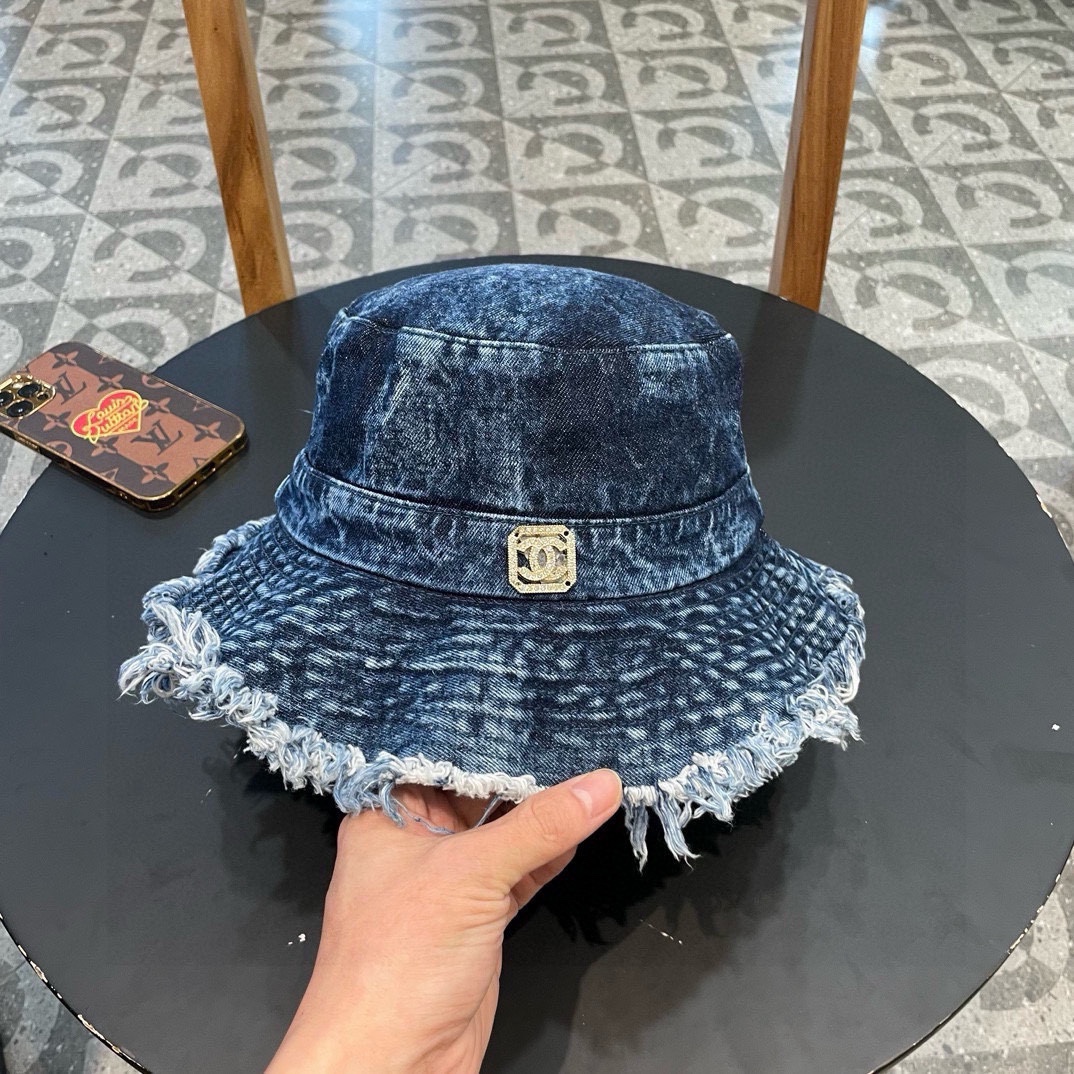 NO:220834,Chanel Chanel new style hair-washed cowboy fisherman hat autumn and winter face-showing small hat men blue retro old basin hat fisherman hat baseball hat knit hat, hat, chanel, chanel, espadrilles, hats19860909香奈儿Chanel新款磨毛水洗牛仔渔夫帽秋冬显脸小帽子男士蓝色复古做旧盆帽帽子渔夫帽棒球帽针织帽,帽子,chanel,chanel,espadrilles,hats,hat