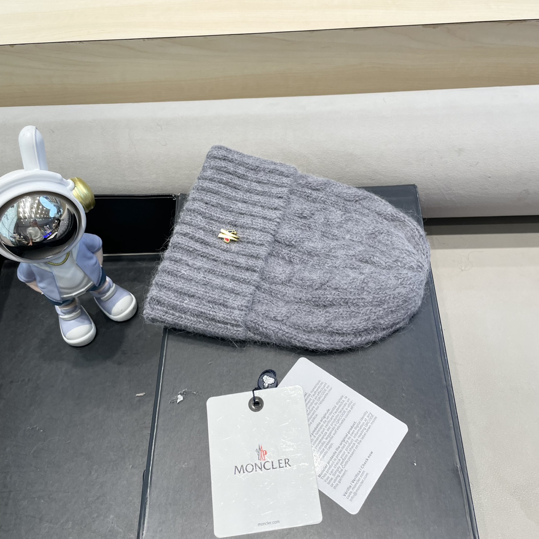 moncler兔毛帽子女秋冬天可爱日系加厚保暖针织帽百搭套头帽护耳毛线帽