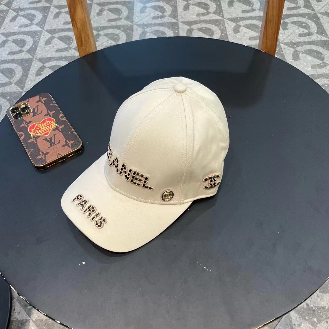  Chanel香奈儿春夏款牛仔棒球帽🧢，出街必备超好搭配