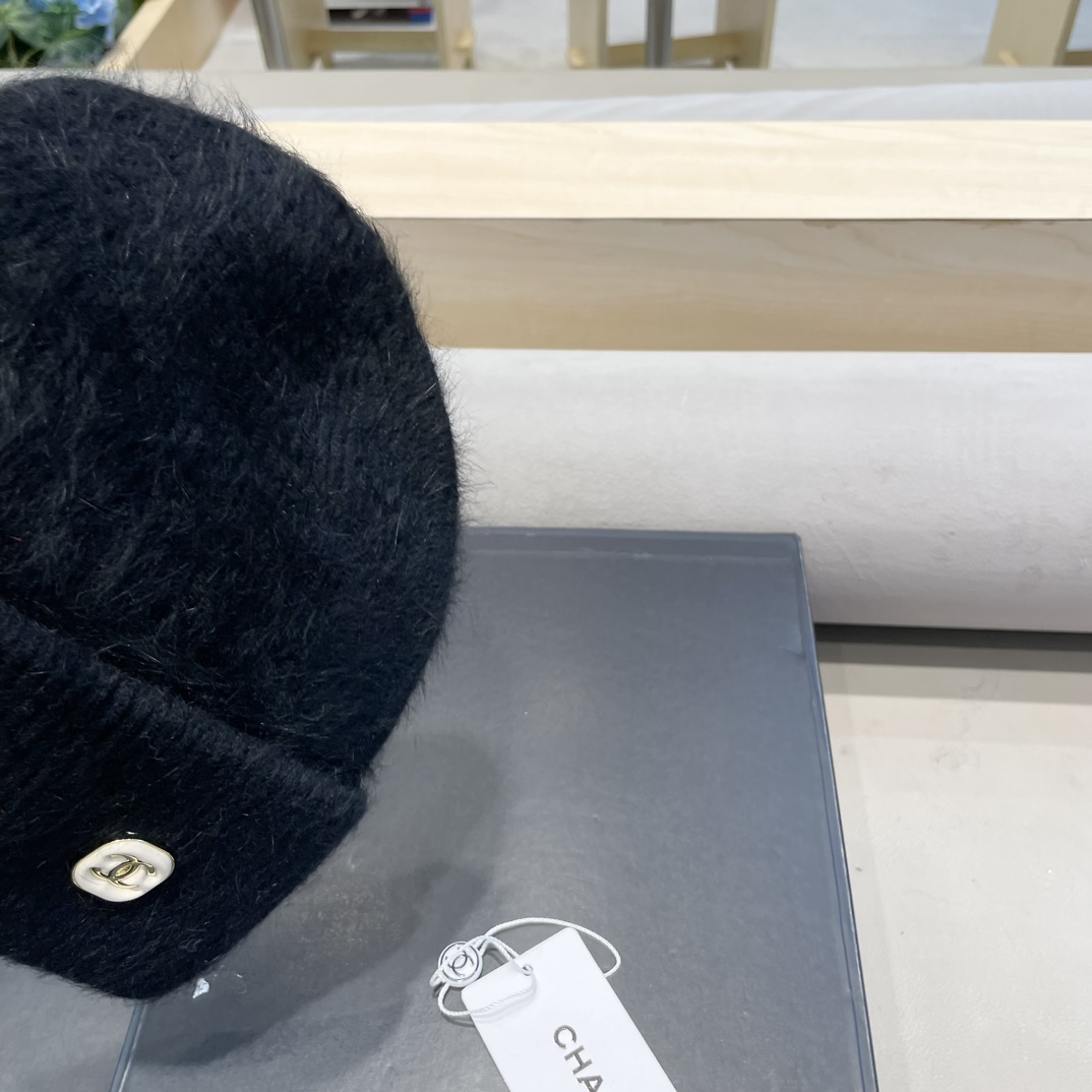 Chanel毛线帽子女秋冬季保暖加绒加厚套头护耳针织帽大头围韩版百搭冷帽