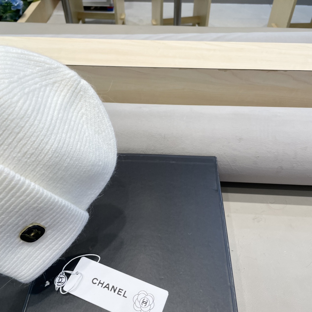 Chanel毛线帽子女秋冬季保暖加绒加厚套头护耳针织帽大头围韩版百搭冷帽