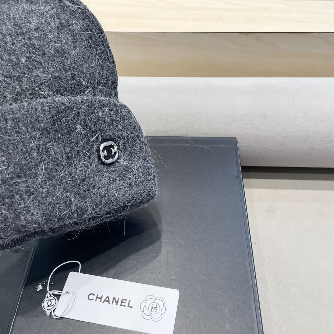 Chanel毛线帽子女秋冬季保暖加绒加厚套头护耳针织帽大头围韩版百搭冷帽