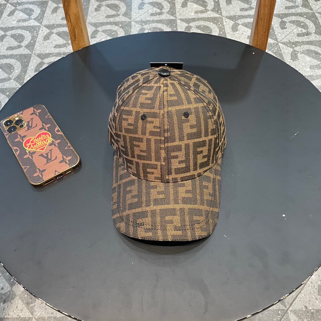 NO:216000,FENDI Fashion Baseball Cap New Style Fashion Trends Like to See and Accept the Quality Excellent Hat Fisherman's Hat Baseball Cap Knitted Hats, Hats, Fendi, Fendi, espadrilles, hats19860909FENDI 芬迪 时装棒球帽新款 流行趋势 喜欢看到收哦 质量超赞哦帽子渔夫帽棒球帽针织帽,帽子,fendi,fendi,espadrilles,hats,hat