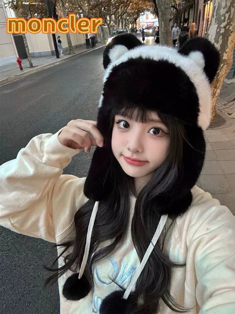 NO:216015,【MONCLER covert bear plush hat for women's autumn and winter cute panda Lei Feng hat winter new biker warm hat winter hat fisherman hat baseball hat knit hat, hat, christian louboutin, Moncler, espadrilles, hats19860909【MONCLER蒙口小熊毛绒帽子女款秋冬可爱熊猫雷锋帽冬季新款骑车保暖帽冬款帽子渔夫帽棒球帽针织帽,帽子,christian louboutin,Moncler,espadrilles,hats,hat
