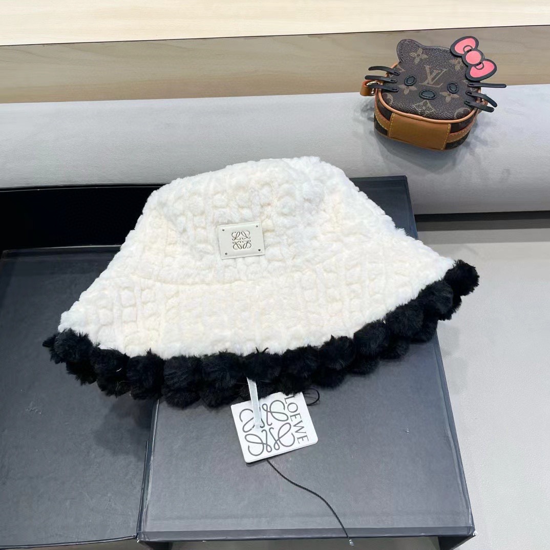 NO:216028,Loewe Japan purchasing plush fisherman hat women autumn and winter face small knitted pot hat small fragrance style winter warm bucket hat fisherman hat baseball hat knitted hat, hat, loewe, loewe, espadrilles, hats19860909罗意威loewe日本代购毛绒渔夫帽女秋冬显脸小针织盆帽小香风冬季保暖水桶帽子帽子渔夫帽棒球帽针织帽,帽子,loewe,loewe,espadrilles,hats,hat