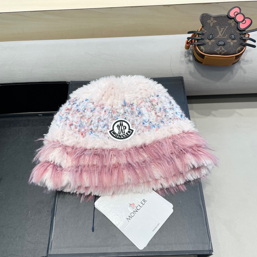 NO:215913,Moncler masked retro mixed color plush knitted wool hat for women in autumn and winter warm and versatile face showing small basin hat hand-knitted bucket hat fisherman hat baseball hat knitted hat, hat, christian louboutin, Moncler, espadrilles, hats19860909Moncler蒙口复古混色毛绒针织毛线帽女秋冬保暖百搭显脸小盆帽手工编织水桶帽帽子渔夫帽棒球帽针织帽,帽子,christian louboutin,Moncler,espadrilles,hats,hat