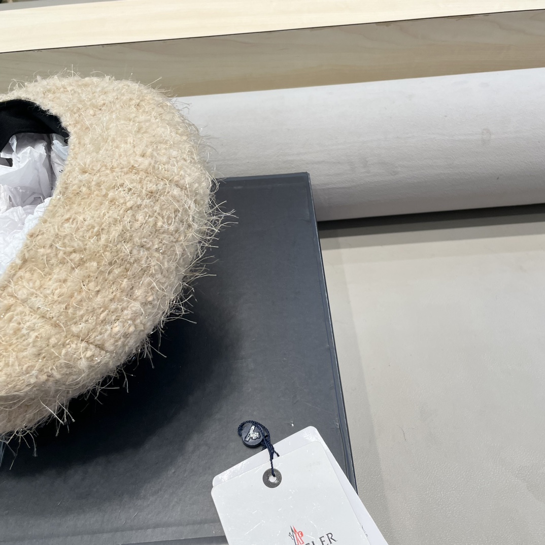 moncler贝雷帽女秋冬2024新款韩系气质羊毛画家蓓蕾帽显脸小八角帽