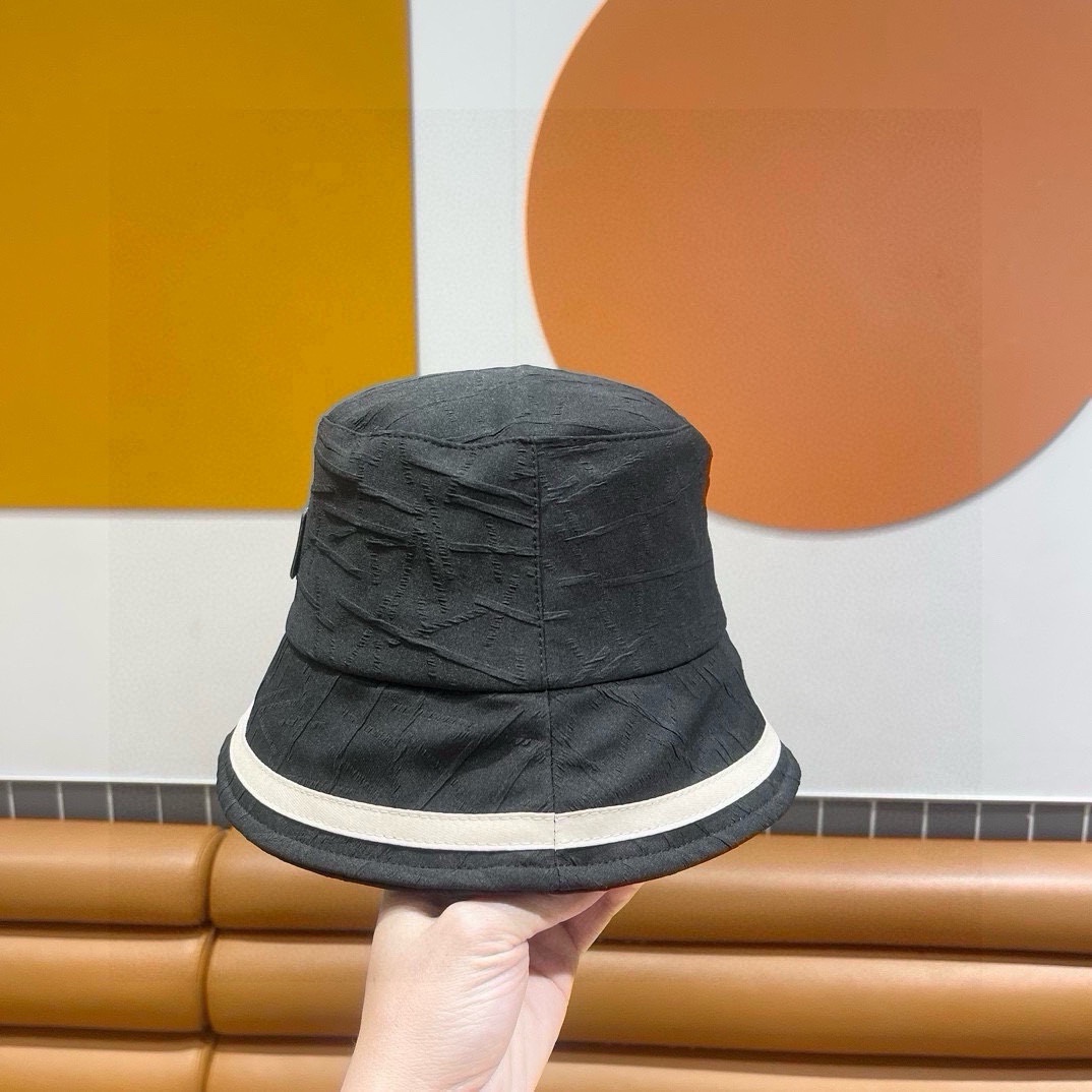  【CELINE赛琳】春新款小桶帽渔夫帽，凯旋门元素超好搭配，出街单品