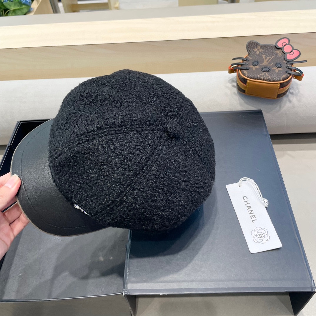 Chanel香奈儿羊羔绒八角帽女秋冬季毛加厚保暖鸭舌帽英伦复古潮流贝雷帽 ht