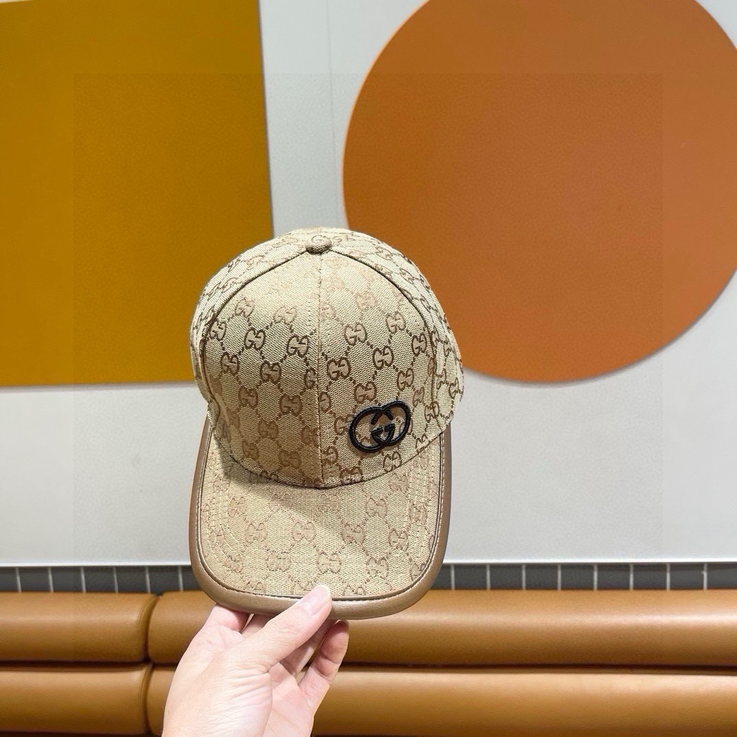   古奇棒球帽♥️GUCCI🧢官网新品，棒球帽，原单品质火爆来袭 。🎩 工艺非常精美 高档大气上档次！低