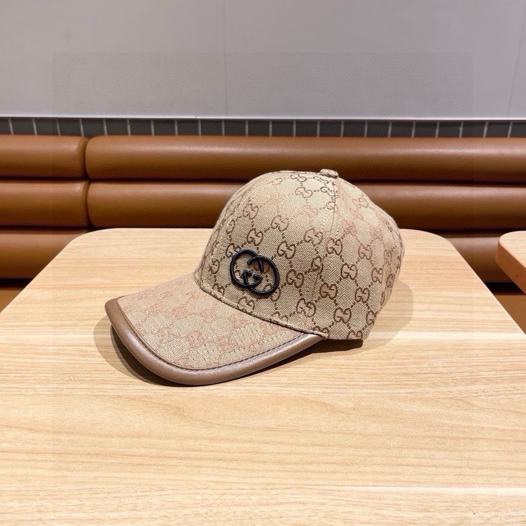   古奇棒球帽♥️GUCCI🧢官网新品，棒球帽，原单品质火爆来袭 。🎩 工艺非常精美 高档大气上档次！低