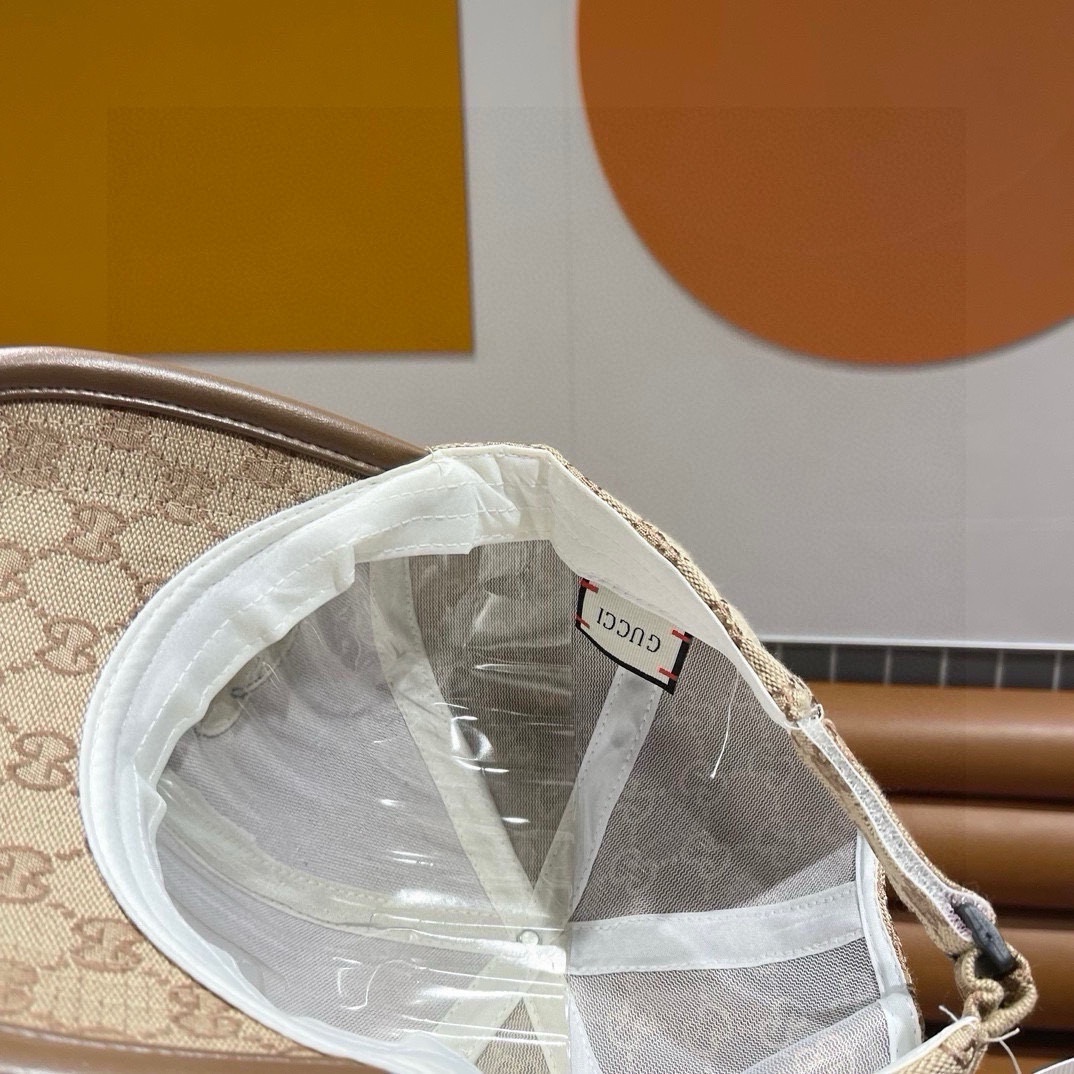   古奇棒球帽♥️GUCCI🧢官网新品，棒球帽，原单品质火爆来袭 。🎩 工艺非常精美 高档大气上档次！低