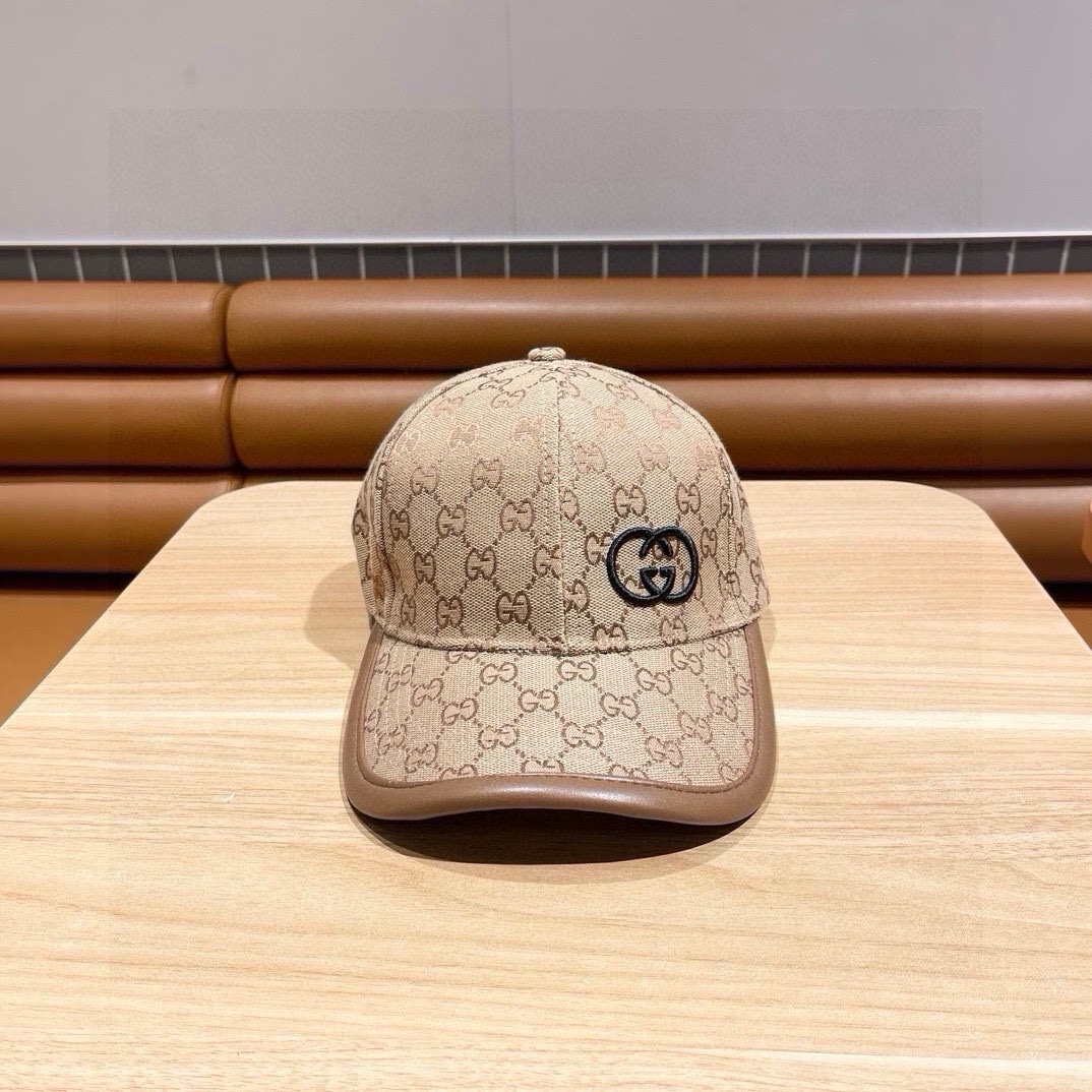   古奇棒球帽♥️GUCCI🧢官网新品，棒球帽，原单品质火爆来袭 。🎩 工艺非常精美 高档大气上档次！低