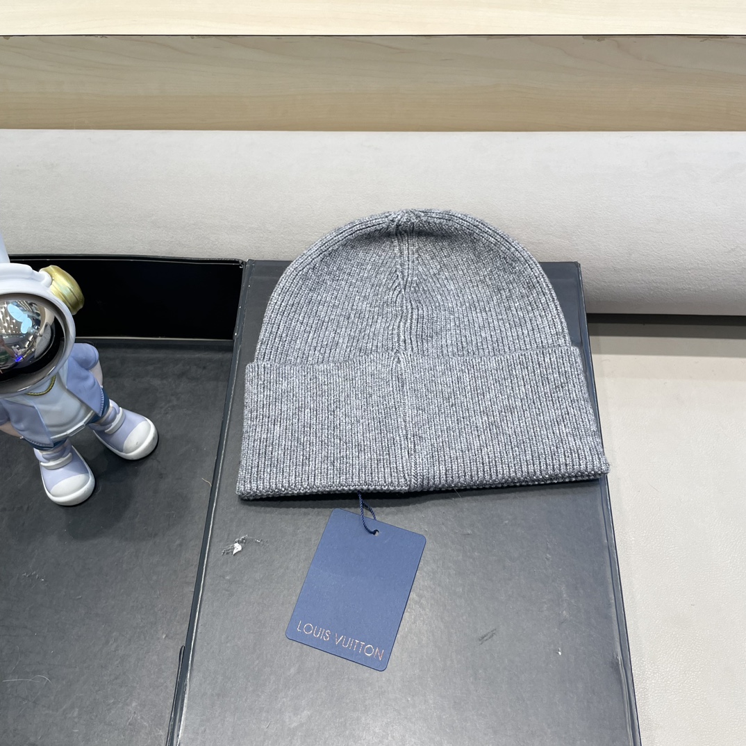 lv路易威登秋冬新款L家字母刺绣针织帽欧美外贸时尚百搭毛线帽秋冬保暖冷帽