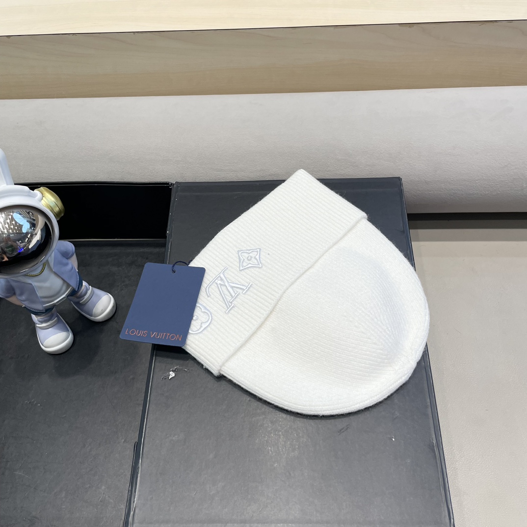 lv路易威登秋冬新款L家字母刺绣针织帽欧美外贸时尚百搭毛线帽秋冬保暖冷帽