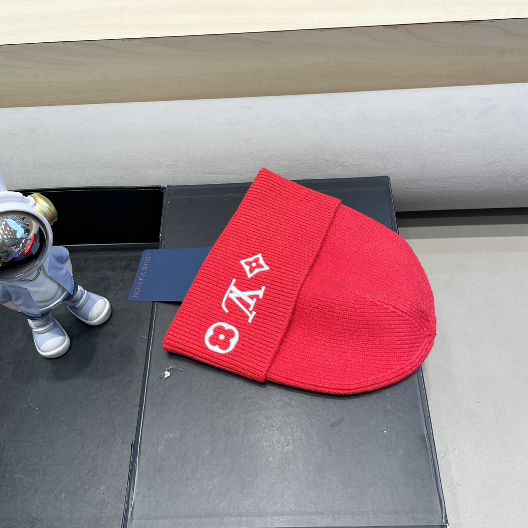 lv路易威登秋冬新款L家字母刺绣针织帽欧美外贸时尚百搭毛线帽秋冬保暖冷帽