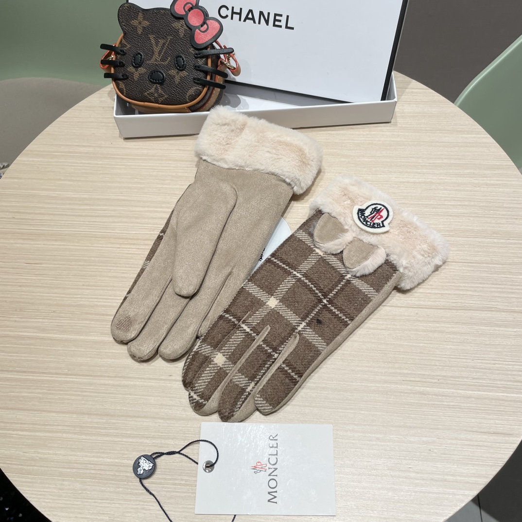 P90 蒙口女款新品羊毛毛手套，时尚手套，秋冬保暖加绒内里，经典简洁💕上手超舒适柔软、百搭！均码