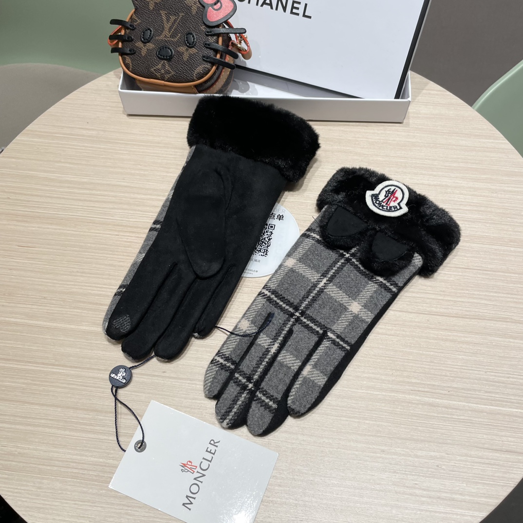 P90 蒙口女款新品羊毛毛手套，时尚手套，秋冬保暖加绒内里，经典简洁💕上手超舒适柔软、百搭！均码