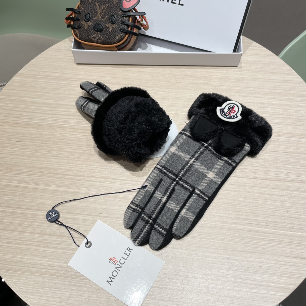 P90 蒙口女款新品羊毛毛手套，时尚手套，秋冬保暖加绒内里，经典简洁💕上手超舒适柔软、百搭！均码