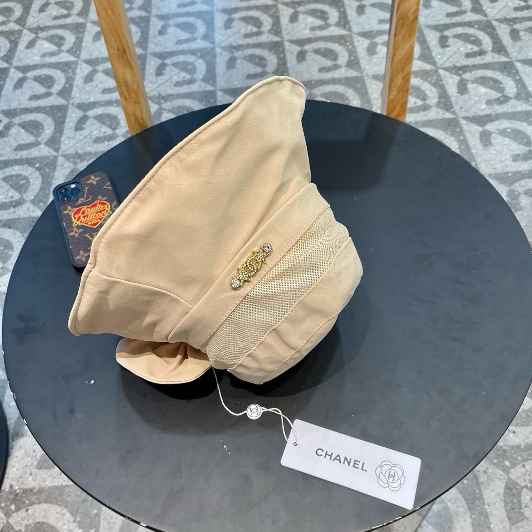  【Chanel香奈儿】早春新款小香风渔夫帽，质感满满
出街首选🌊