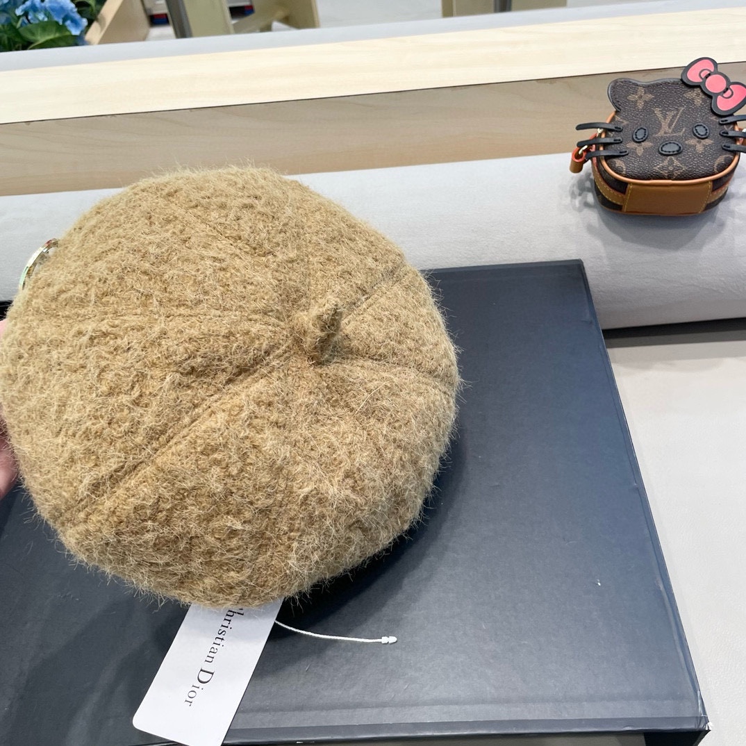 Dior 毛绒针织显白氛围感贝雷帽女2024新款秋冬日系百搭大头围画家帽子