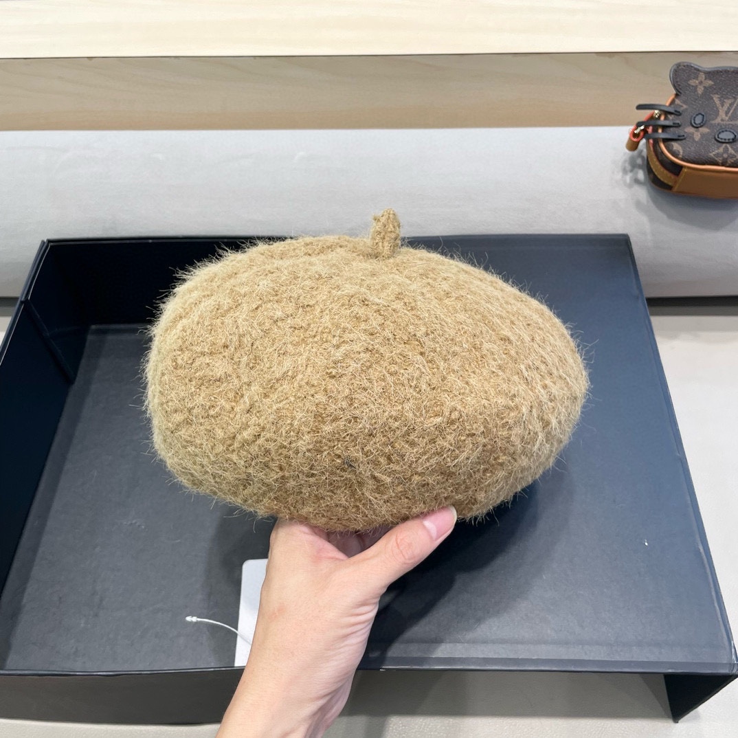 Dior 毛绒针织显白氛围感贝雷帽女2024新款秋冬日系百搭大头围画家帽子