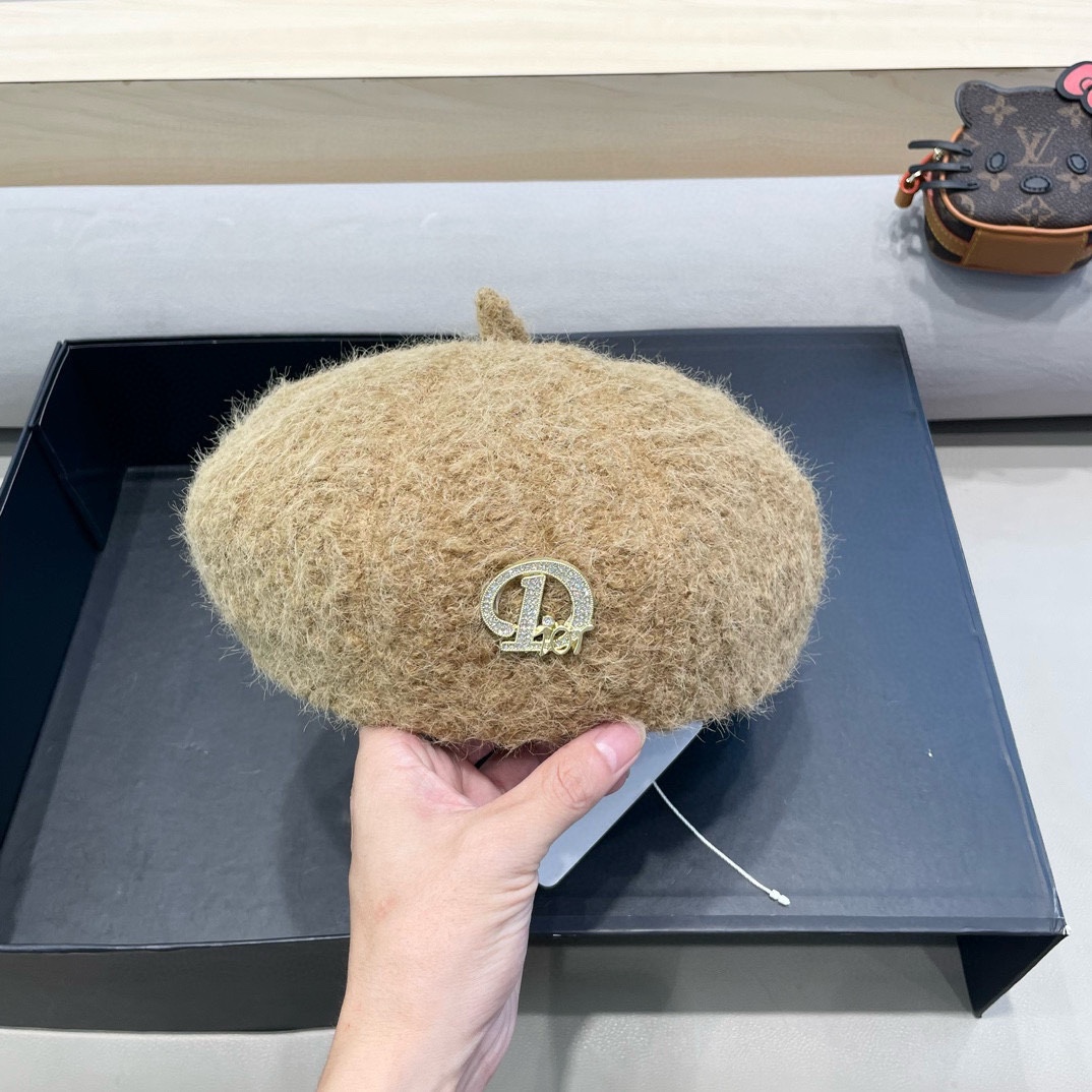 Dior 毛绒针织显白氛围感贝雷帽女2024新款秋冬日系百搭大头围画家帽子