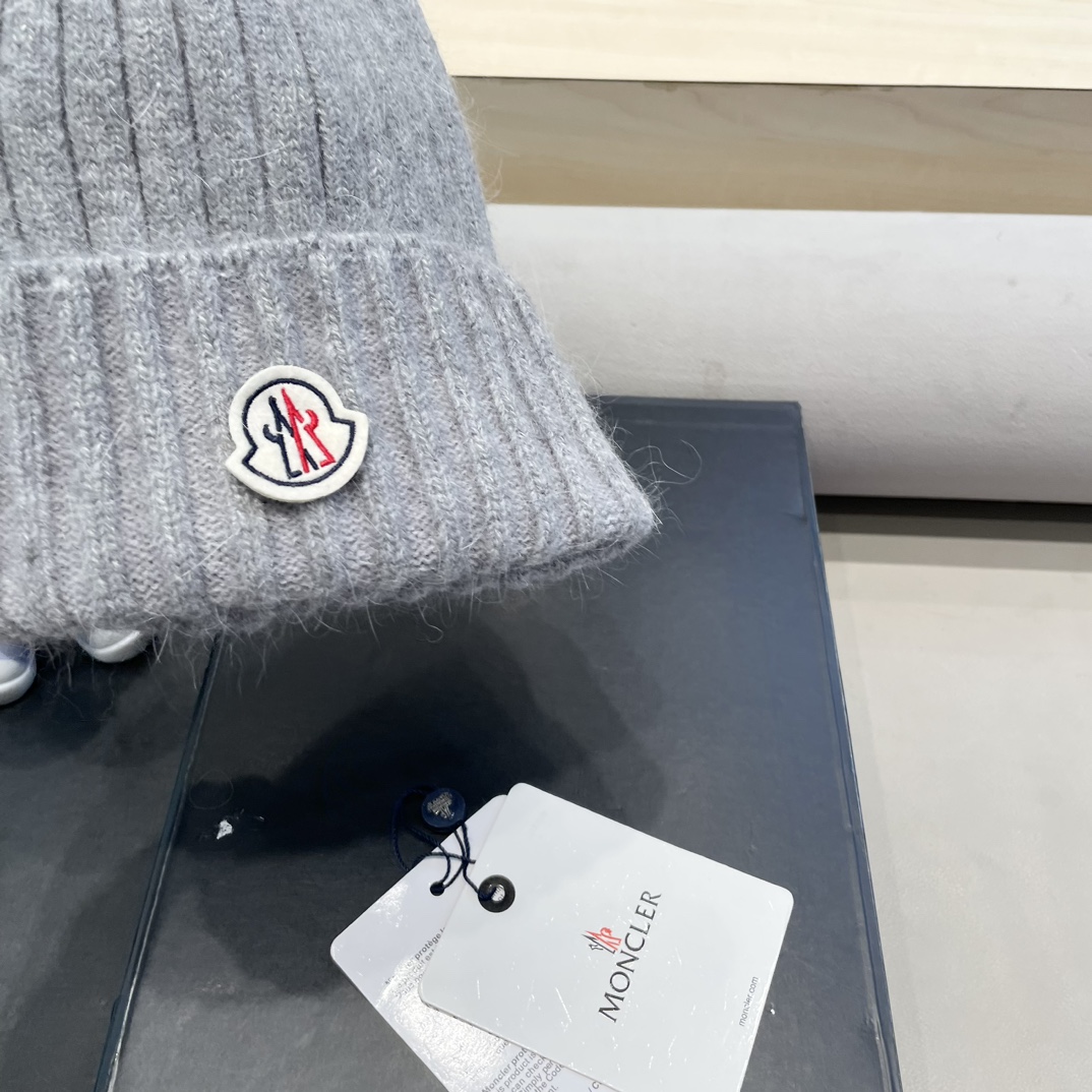 moncler韩国东大门冬季新款时尚纯色百搭竖纹保暖护耳针织毛线帽子女