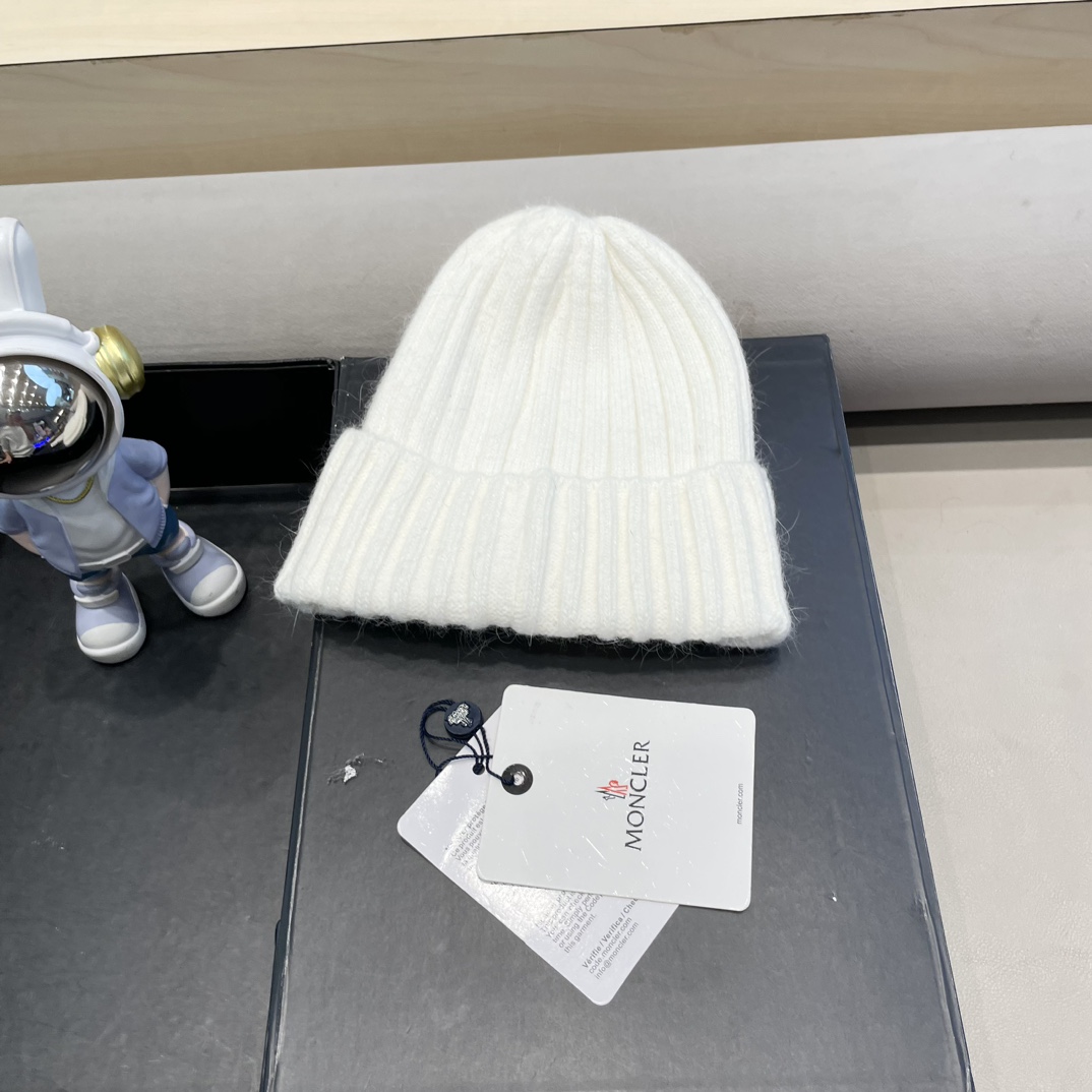 moncler韩国东大门冬季新款时尚纯色百搭竖纹保暖护耳针织毛线帽子女