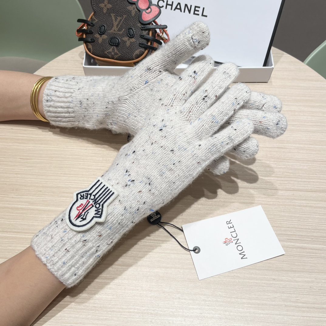moncler2025新款韩版百搭雾蓝色针织手套女秋冬季保暖分指触屏加长手套潮