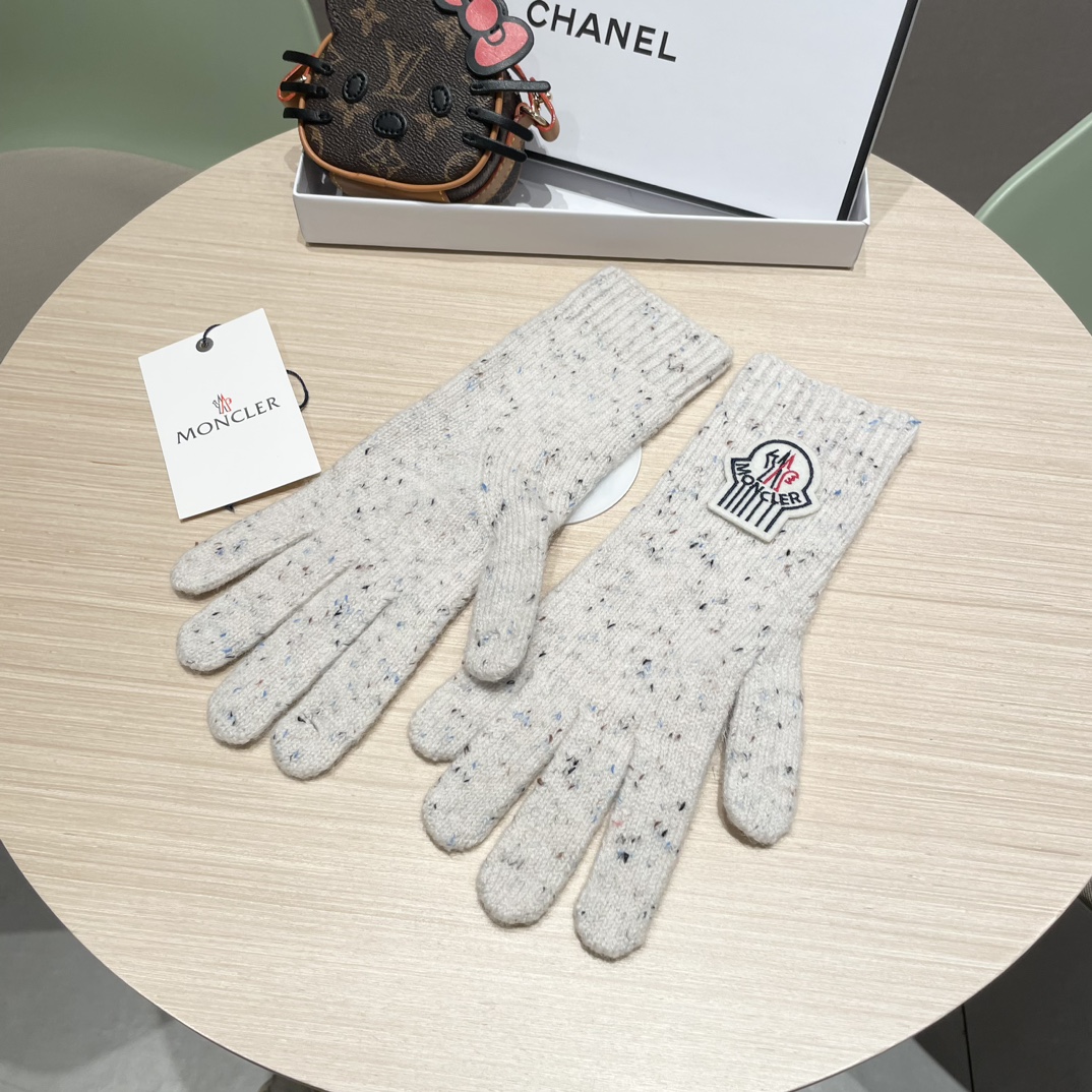 moncler2025新款韩版百搭雾蓝色针织手套女秋冬季保暖分指触屏加长手套潮