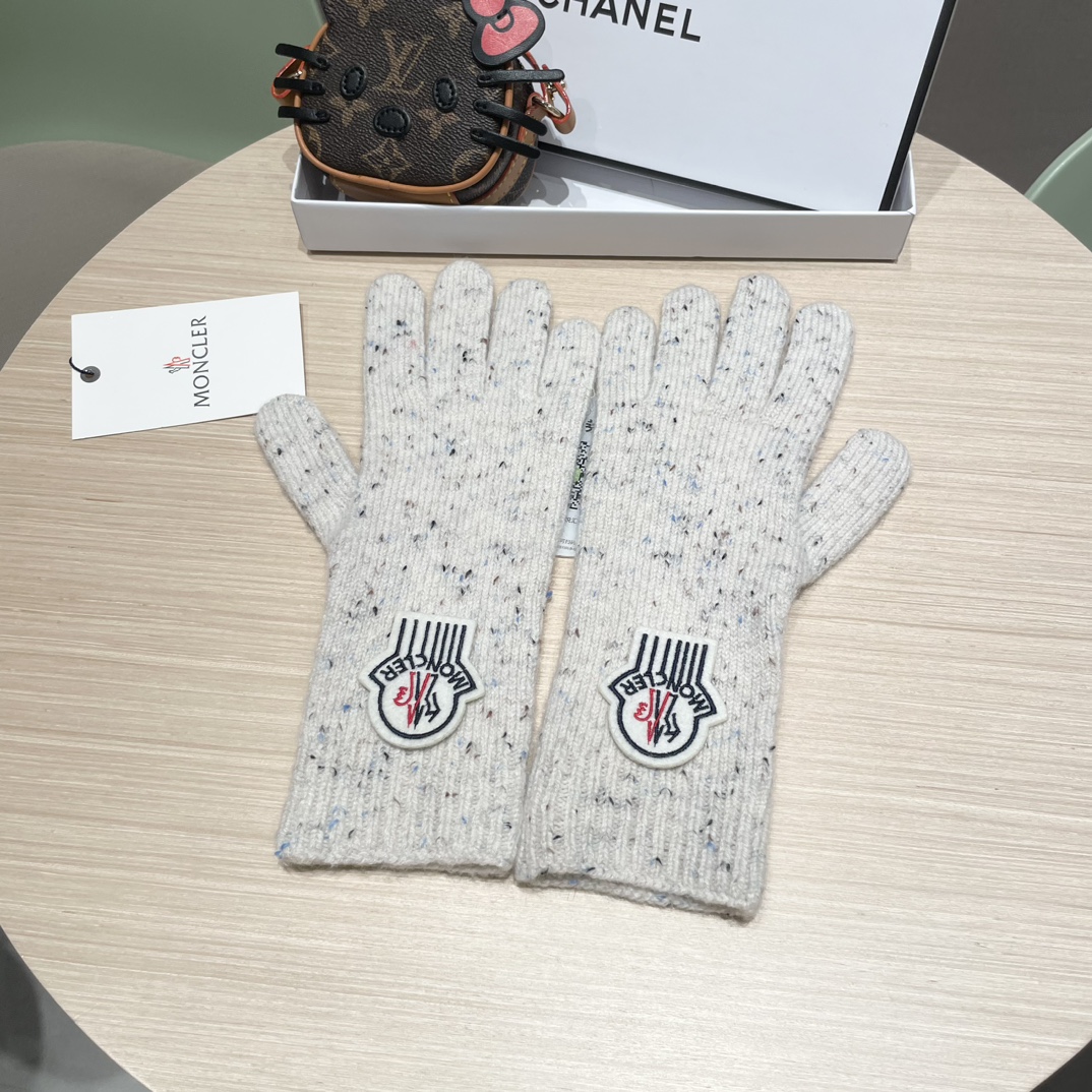moncler2025新款韩版百搭雾蓝色针织手套女秋冬季保暖分指触屏加长手套潮