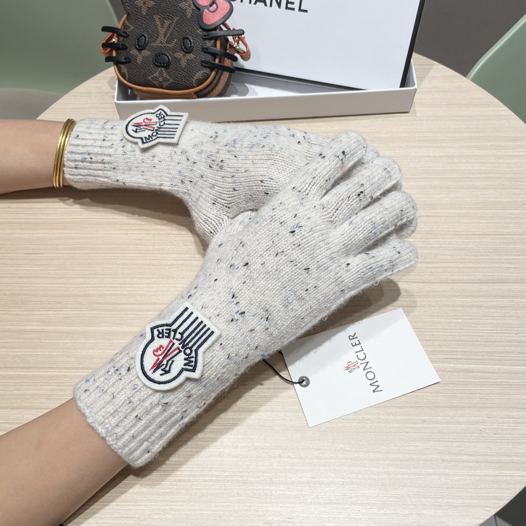 moncler2025新款韩版百搭雾蓝色针织手套女秋冬季保暖分指触屏加长手套潮