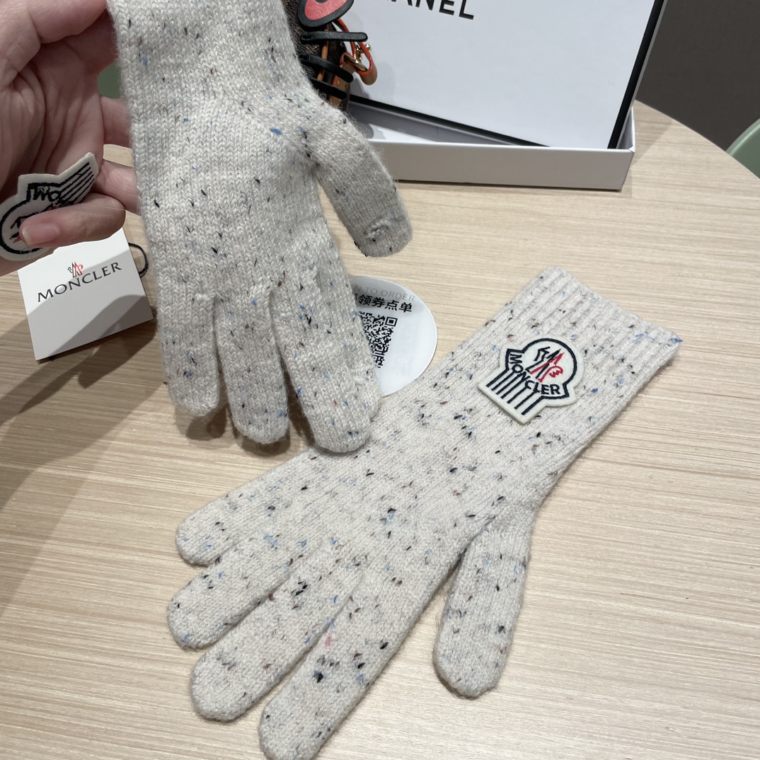 moncler2025新款韩版百搭雾蓝色针织手套女秋冬季保暖分指触屏加长手套潮