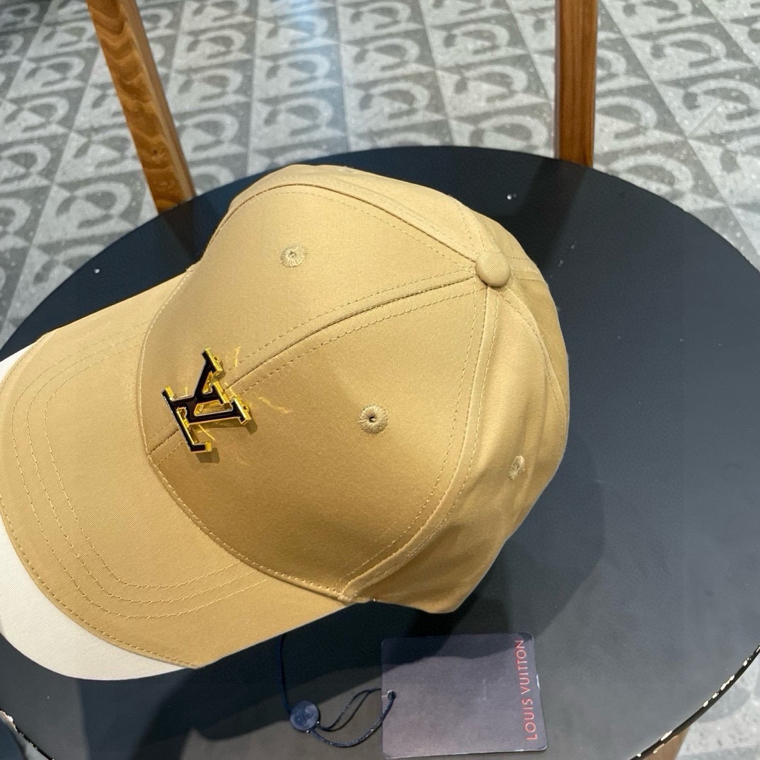  【LV】新款专柜同步拼色棒球帽🧢，专柜同步出货，大牌款超好搭配，赶紧入手！