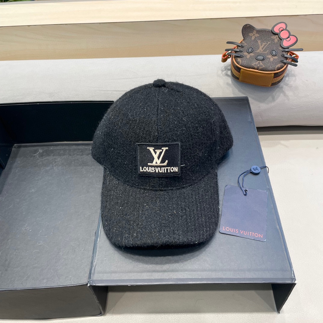 NO:216283,Louis Vuitton LV spring and summer new counter new Louis Vuitton home embroidered baseball hat, simple and generous universal sun hat, men and women universal hat fisherman hat baseball hat knit hat, hat, louis vuitton, louis vuitton, louis vuitton, louis vuitton, espadrilles, hats19860909LouiVuittonLV春夏新款专柜新款路易威登家刺绣棒球帽,简单大方 男女通用遮阳帽,男女通用帽子渔夫帽棒球帽针织帽,帽子,louis vuitton,louis vuitton,louis vuitton,espadrilles,hats,hat
