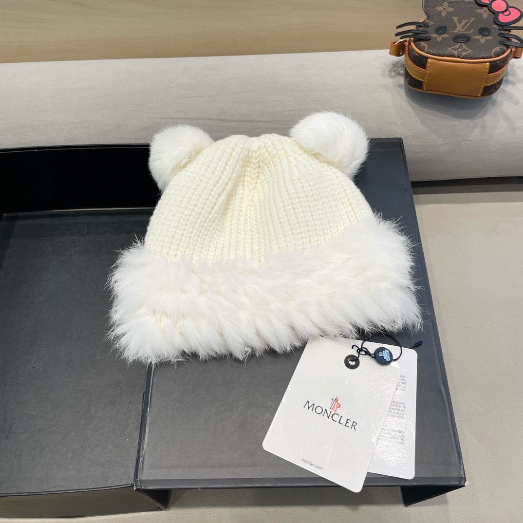 moncler毛绒针织帽子女冬季新款防寒保暖可爱小熊护耳帽加厚加绒帽子