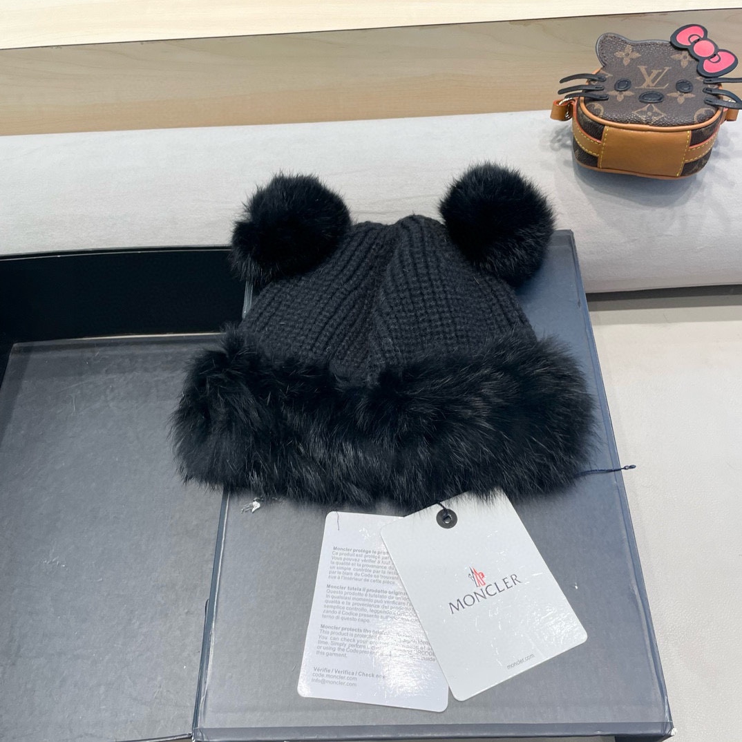 moncler毛绒针织帽子女冬季新款防寒保暖可爱小熊护耳帽加厚加绒帽子