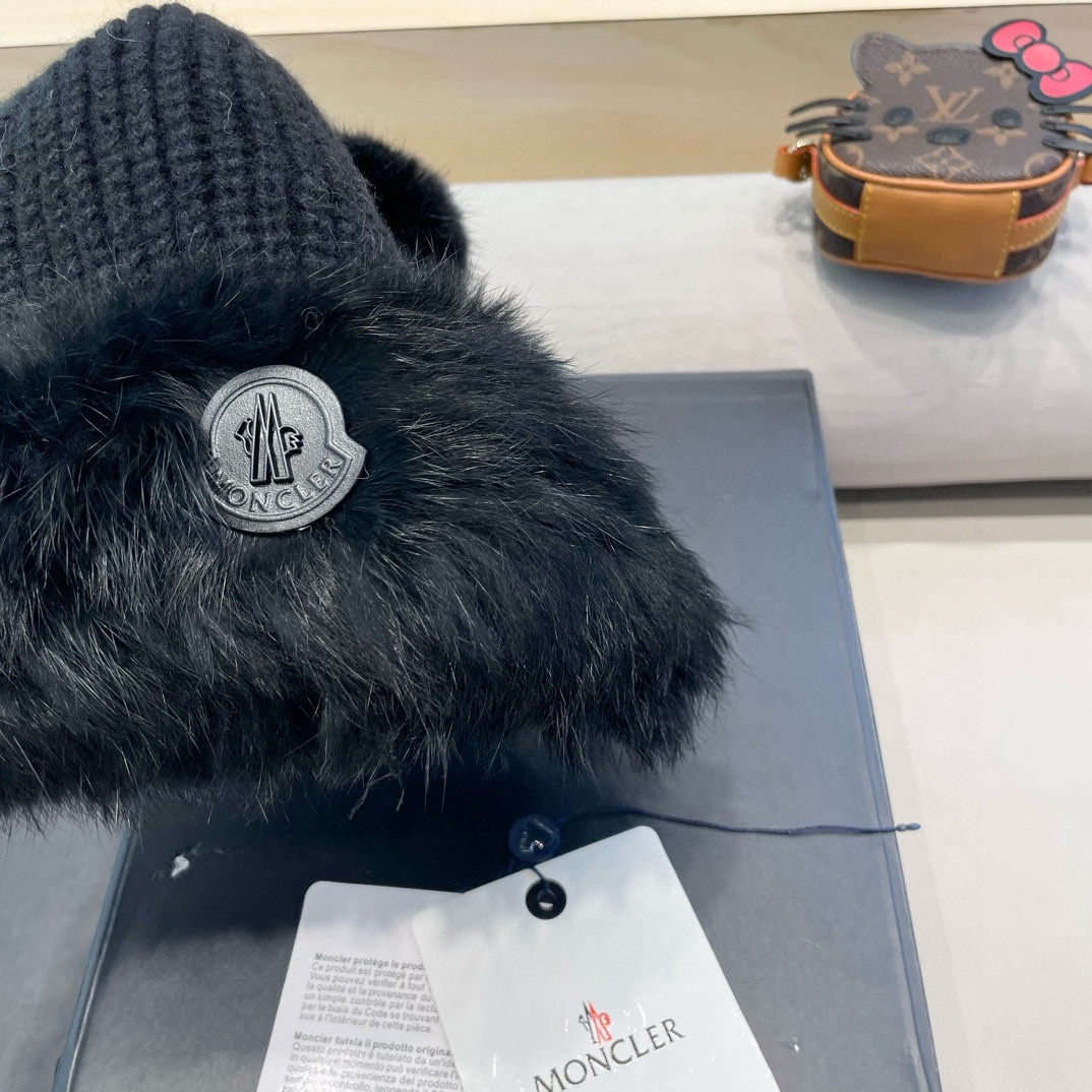moncler毛绒针织帽子女冬季新款防寒保暖可爱小熊护耳帽加厚加绒帽子