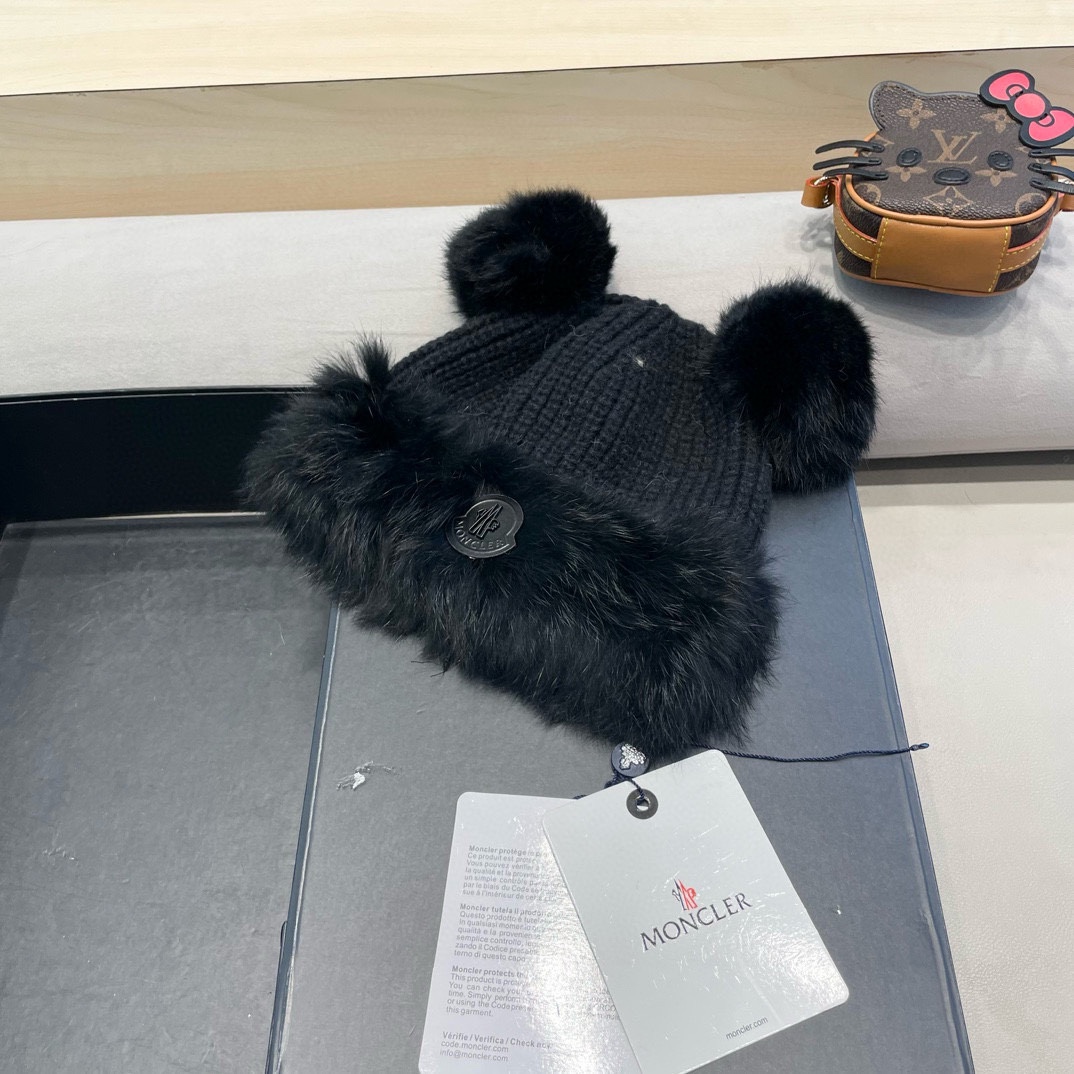 moncler毛绒针织帽子女冬季新款防寒保暖可爱小熊护耳帽加厚加绒帽子