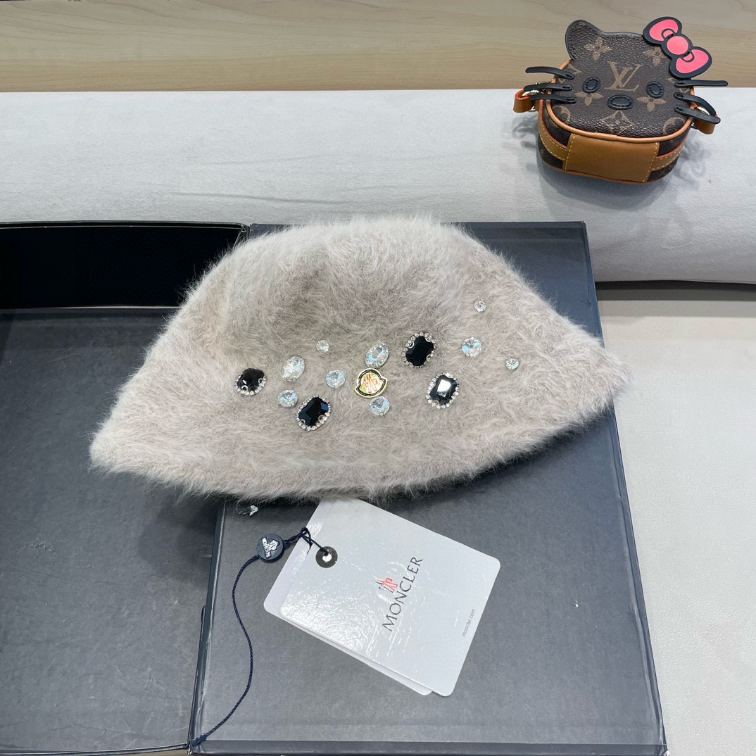 NO:216284,65 moncler handmade rhinestone winter new style women rabbit hair fisherman hat hairy warm versatile internet celebrity pot hat bucket hat 65 moncler handmade rhinestone winter new style women rabbit hair fisherman hat hairy warm versatile internet celebrity pot hat bucket hat fisherman hat baseball hat knit hat, hat, christian louboutin, espadrilles,hats1986090965 moncler手工水钻冬季新款女兔毛渔夫帽毛茸茸保暖百搭网红盆帽水桶帽65 moncler手工水钻冬季新款女兔毛渔夫帽毛茸茸保暖百搭网红盆帽水桶帽帽子渔夫帽棒球帽针织帽,帽子,christian louboutin,espadrilles,hats,hat