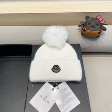 moncler日系安哥拉兔绒毛针织帽子女韩版加绒保暖护耳保暖狐狸毛球毛线帽 moncler日系安哥拉兔绒毛针织帽子女韩版加绒保暖护耳保暖狐狸毛球毛线帽
