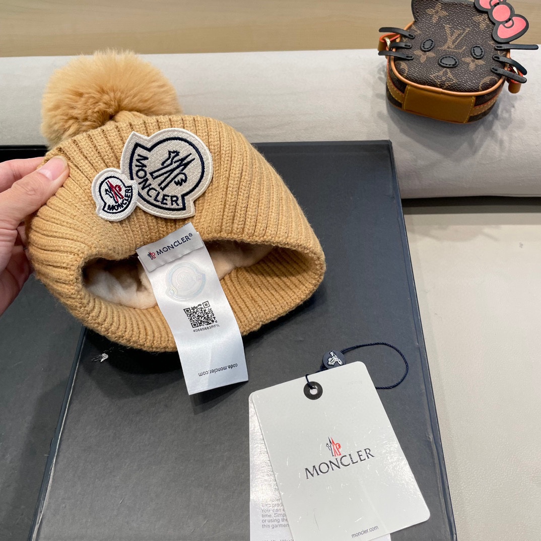 moncler新款秋冬季女可爱加绒加厚保暖毛球针织护耳冬天套头毛线帽子