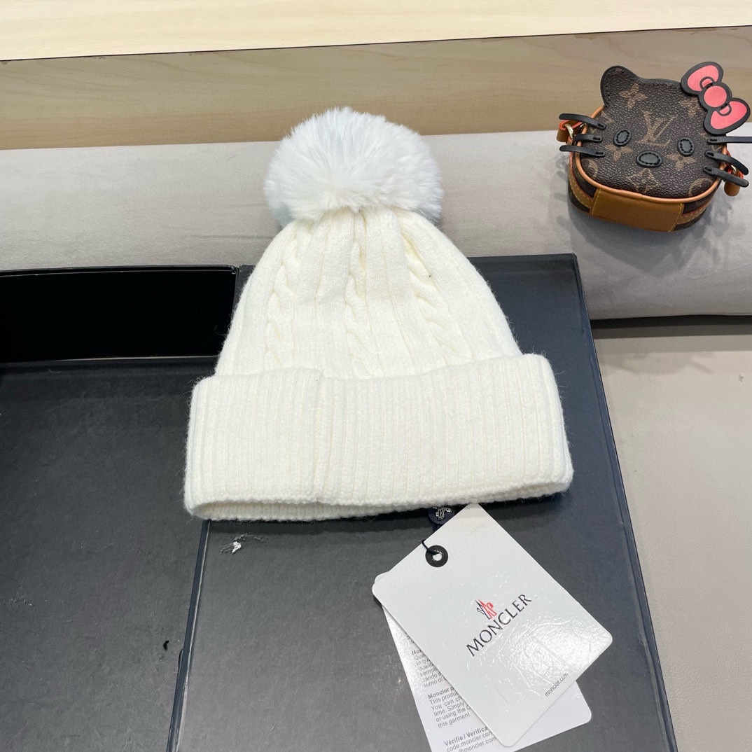 moncler新款秋冬季女可爱加绒加厚保暖毛球针织护耳冬天套头毛线帽子