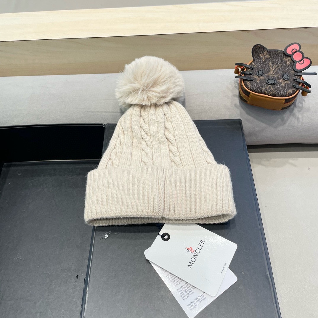 moncler新款秋冬季女可爱加绒加厚保暖毛球针织护耳冬天套头毛线帽子